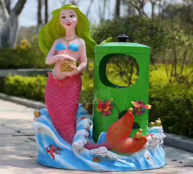 美人鱼造型的卡通垃圾桶图片